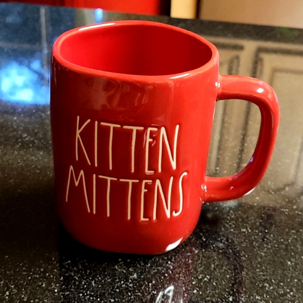 Rae Dunn Kitten Mittens Mug